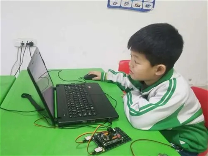 u=2955796673,1724434633&fm=253&fmt=auto&app=138&f=JPEG